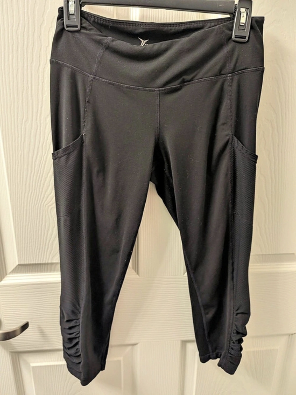 Old Navy Active leggings Black Ruched Leggings Like New